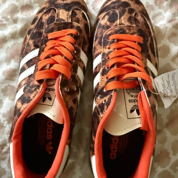 Adidas Leopard Print Sneakers with Orange Highlights - Picture 8 of 8